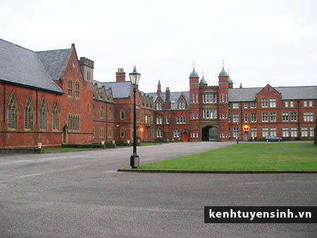 Rossal school kenhtuyensinh du hoc anh
