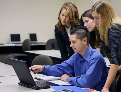 tin hoc, ki su cong nghe thong tin, chung chi, nhan vien, chuyen nghiep 