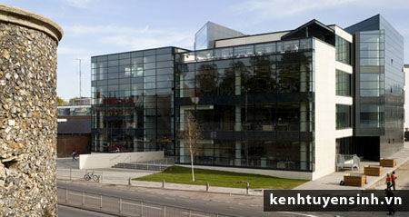 trường quốc tế Canterbury Christ Church du học sinh