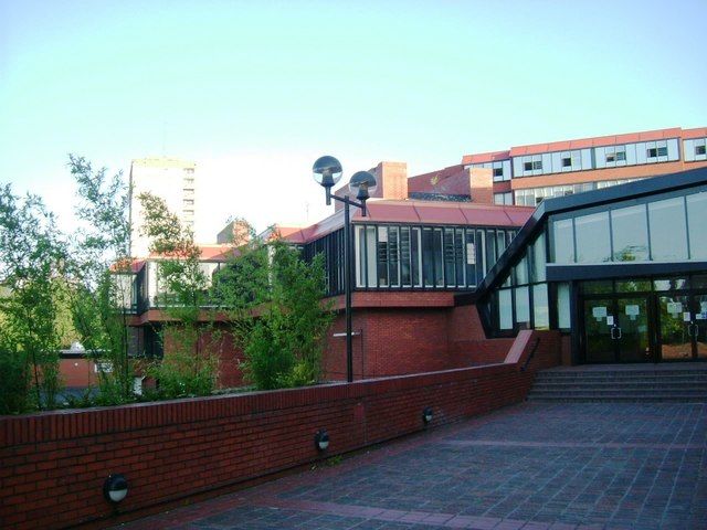 trường quốc tế Hammersmith & West London College