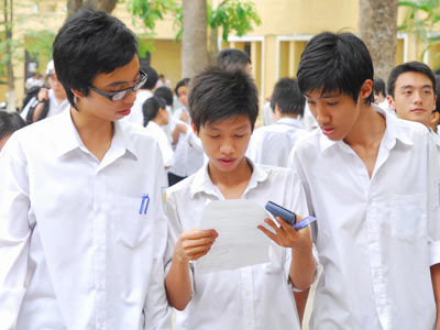 tuyen sinh 2011, xet tuyen, cao dang, nguyen vong 1 , nguyen vong 2 , that tin, thi sinh, giao duc, dai hoc, bat nhao, ket qua xet tuyen, giao duc , chi tieu tuyen sinh