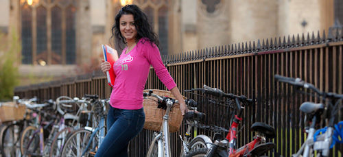 du hoc anh, Abacus College , hoc vien quoc te, truong trung hoc quoc te, truong pho thong quoc te, thong tin du hoc anh, dieu kien du hoc anh, thu tuc xin visa du hoc anh, du hoc sinh tai anh, trường phổ thông quốc tế