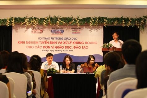 hoi thao xu ly khung hoang trong giao duc