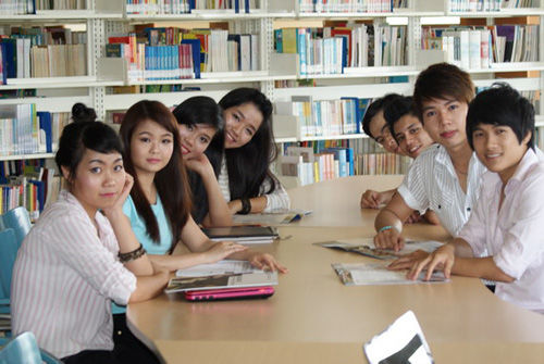 Mức phí mới trong năm học 2012 tại TPHCM