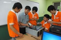 ĐH FPT phạt 100USD khi sinh viên nộp học phí trễ