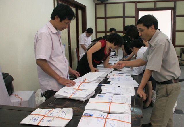 Số lượng hồ sơ dự thi đại học giảm mạnh