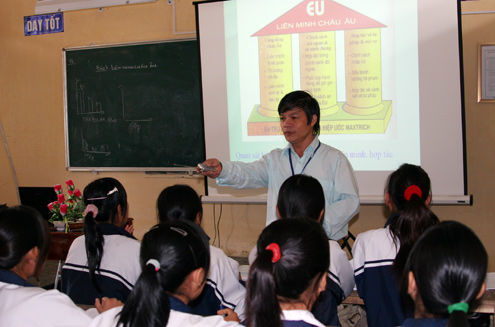 "Nếu công bố tiếp clip phao thi, tôi không có đất sống"