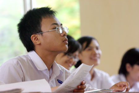 Đáp án để thi lớp 10 tại Hà Nội: Môn toán