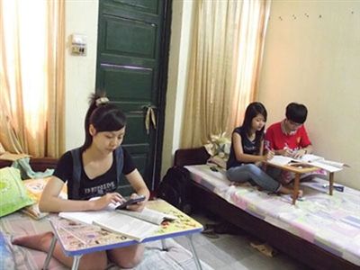 Luyện thi đại học: Nhiều trung tâm chỉ là mạo danh