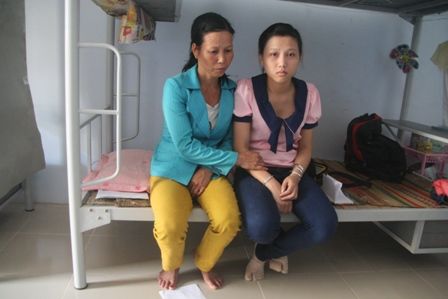 Nữ sinh nghèo bị mất hết tiền trước buổi thi đầu tiên