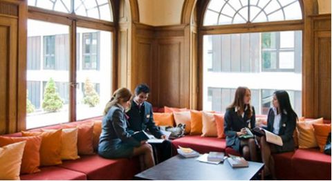 Triển lãm giáo dục quốc tế ngành quản lý khách sạn và du lịch