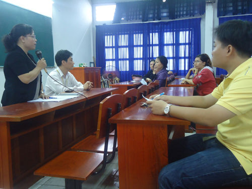 Đại học Y Dược TpHCM bị vây vì không rõ ràng chỉ tiêu