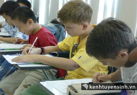 Dự thảo bỏ quy định vào lớp 1 với trẻ em 6 tuổi