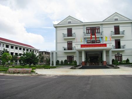 Đại học nội vụ Hà Nội bị phản đối vì thu phụ phí quá cao