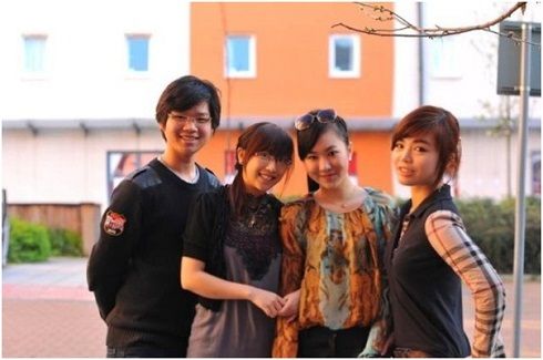 Học ngành thời trang tại Anh: Đi thực tế 2 lần mỗi tuần