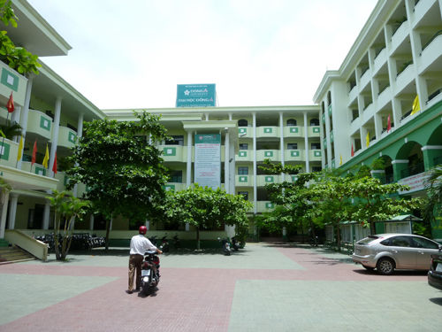 Nhầm lẫn tên làm trường Đại học Đông Á khốn khổ