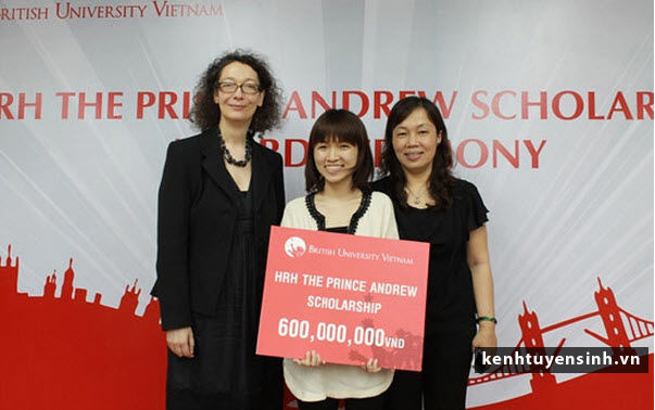 Học bổng hoàng tử Andrew thu hút thí sinh toàn quốc