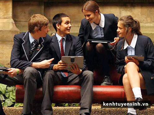 Cấm học sinh đến trường nếu thiếu iPad