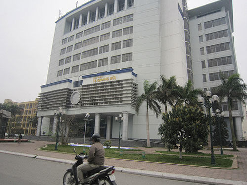 Đại học Bách Khoa Hà Nội trần tình về các quyết định khó hiểu