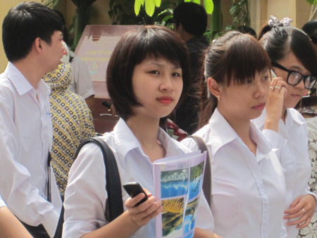 Sinh viên ngành tài chính trước nỗi lo thất nghiệp