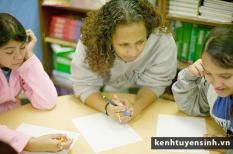 Cha mẹ bối rối khi con học kỹ năng