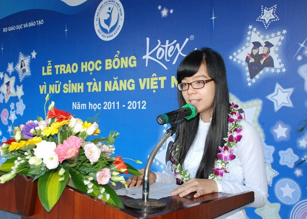 Quỹ học bổng Kotex Việt Nam đồng hành cùng nữ sinh tài năng VN