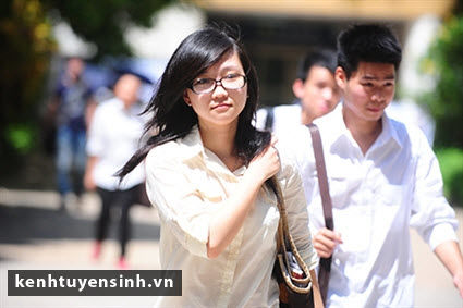 Tuyển sinh 2013: Nhiều trường tự cắt giảm chỉ tiêu