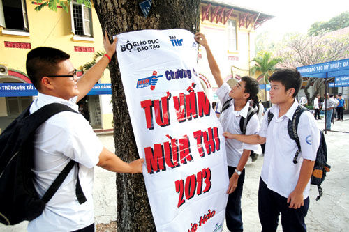 Tư vấn tuyển sinh, hướng nghiệp 2013: VTV9 truyền hình trực tiếp