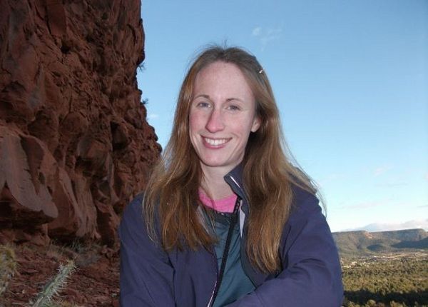 Mỹ: Giáo viên khoe ảnh dán băng dính vào miệng học sinh