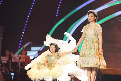 Hương Thảo: Cô gái Vietnams Got Talent vừa xinh xắn vừa học giỏi