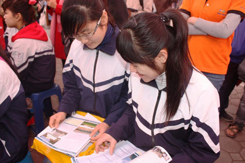 Những lưu ý khi ghi hồ sơ đăng ký dự thi ĐHCĐ năm 2013