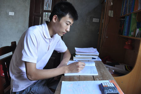 Gặp gỡ và chia sẻ với thủ khoa ĐH Y Hà Nội 2012