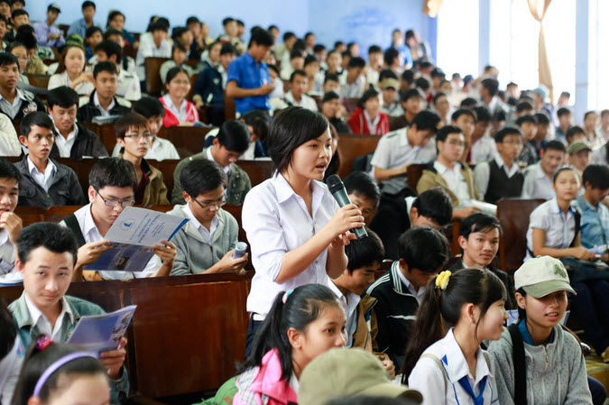 Tuyển sinh liên thông chính quy tại đại học Kinh tế TPHCM