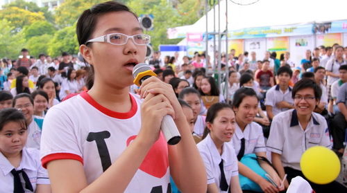 Tư vấn Tuyển sinh - Hướng nghiệp 2013 cho thí sinh ở Tiền Giang