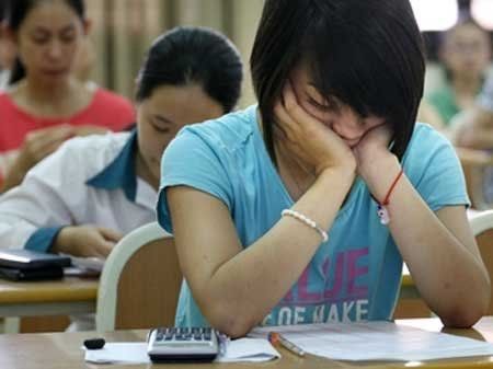 Thí sinh phải nộp bản gốc giấy chứng nhận kết quả thi khi xét tuyển