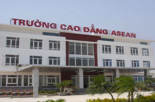 Bộ GD xử lý vi phạm tuyển sinh liên thông tại 2 trường