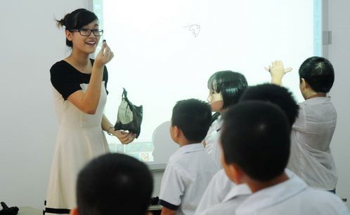 Học tiếng anh với giải pháp lớp học số thông minh