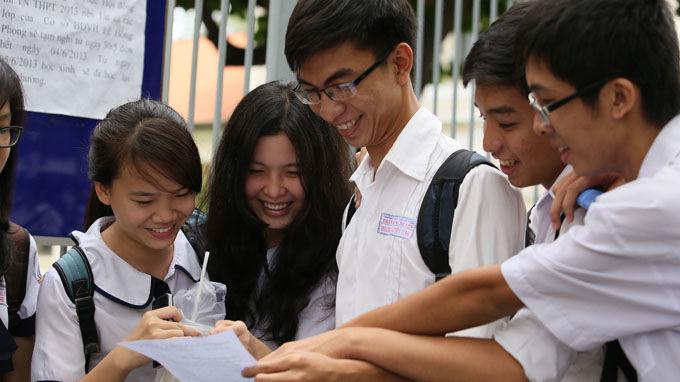 Thi tốt nghiệp THPT năm 2013: Tăng kênh giám sát, tiêu cực giảm