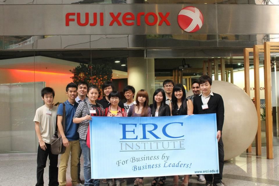 Hội thảo du học Singapore: hoàn tất lớp 9 học đại học 3 năm tại Học Viện ERC