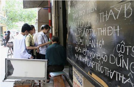 Luyện thi đại học lại nóng lên với đa dạng các hình thức