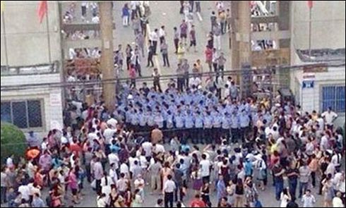 800 học sinh Trung Quốc nổi loạn đòi ...quay cóp
