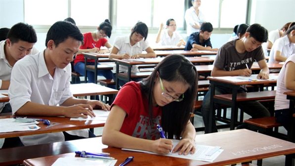 Trên 629.000 thí sinh bước vào ngày thi đầu tiên