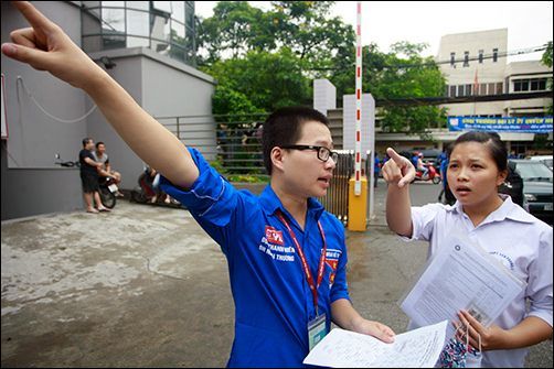 Sáng nay, hơn 600.000 thí sinh làm thủ tục dự thi đợt 2