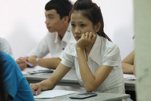 Điểm chuẩn CĐ bán công Công nghệ và Quản trị doanh nghiệp