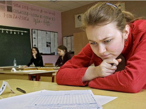 Nga đau đầu với nạn gian lận trong thi cử