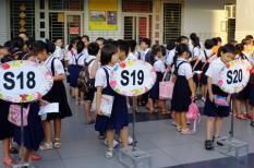 Phụ huynh quyết liệt thu - chi