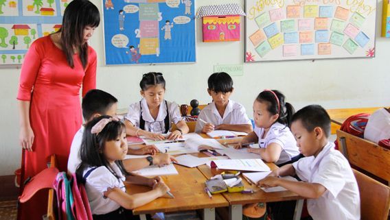 Học sinh tiểu học vật vã với toán nâng cao