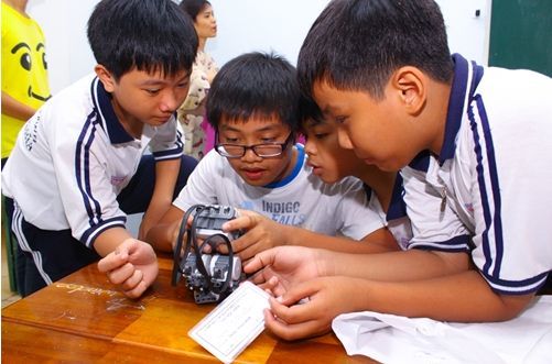 Thông tin về cuộc thi Robotics Quốc tế WRO năm 2013