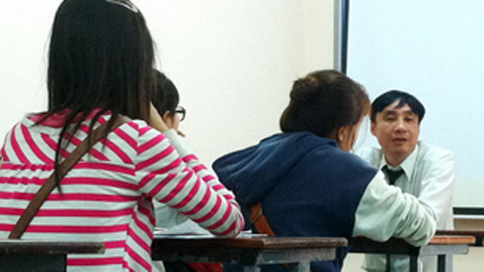 Lại lùm xùm ở Trường CĐ VHNT&DL Sài Gòn