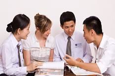 Điểm chuẩn các trường Đại học đào tạo ngành Kinh tế & QTKD